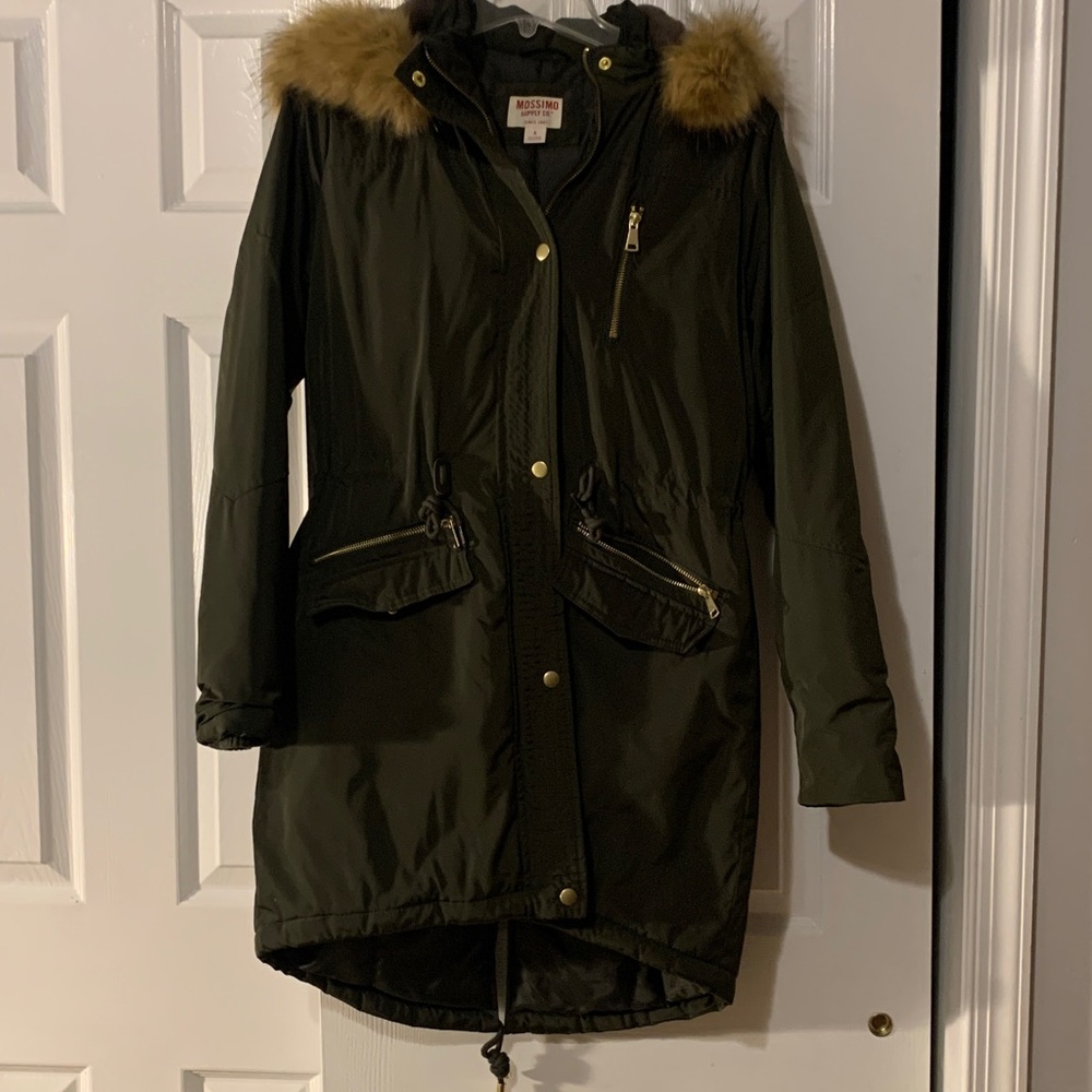Woman's army green anorak hooded Winter coat Size Small NEW